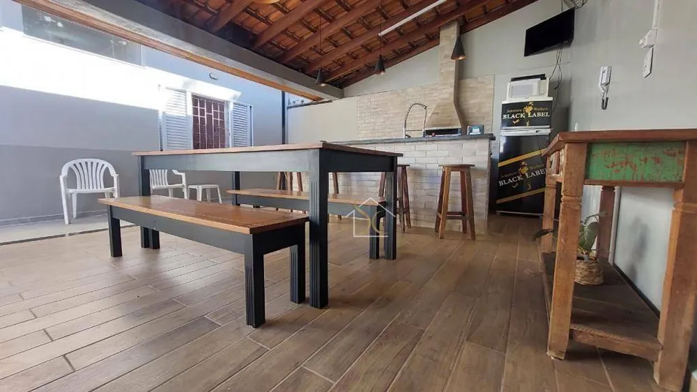Casa, 3 quartos, 212 m² - Foto 8