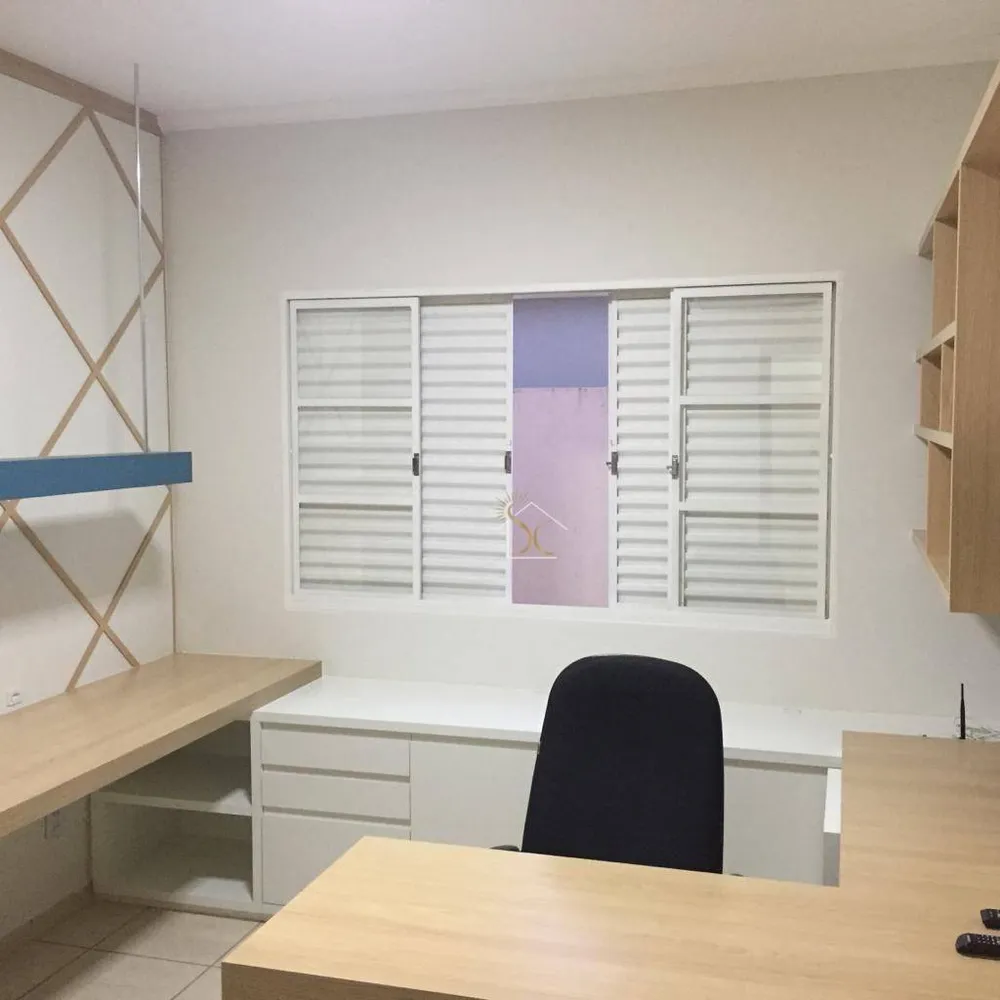 Casa, 3 quartos, 130 m² - Foto 1