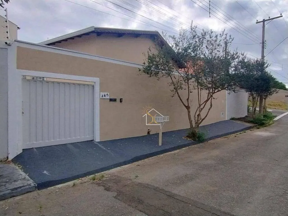 Casa, 4 quartos, 149 m² - Foto 1