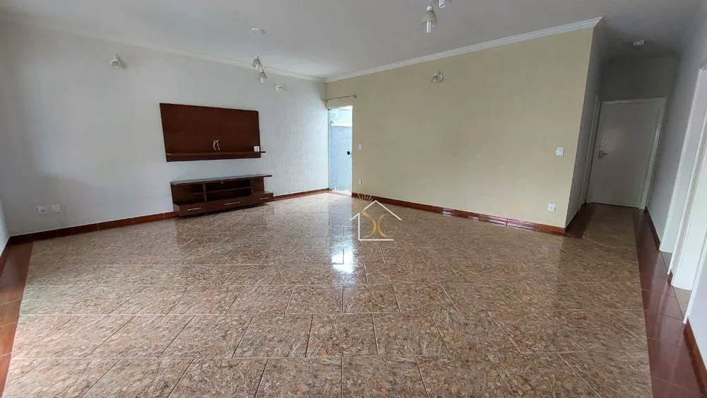 Casa, 3 quartos, 180 m² - Foto 2