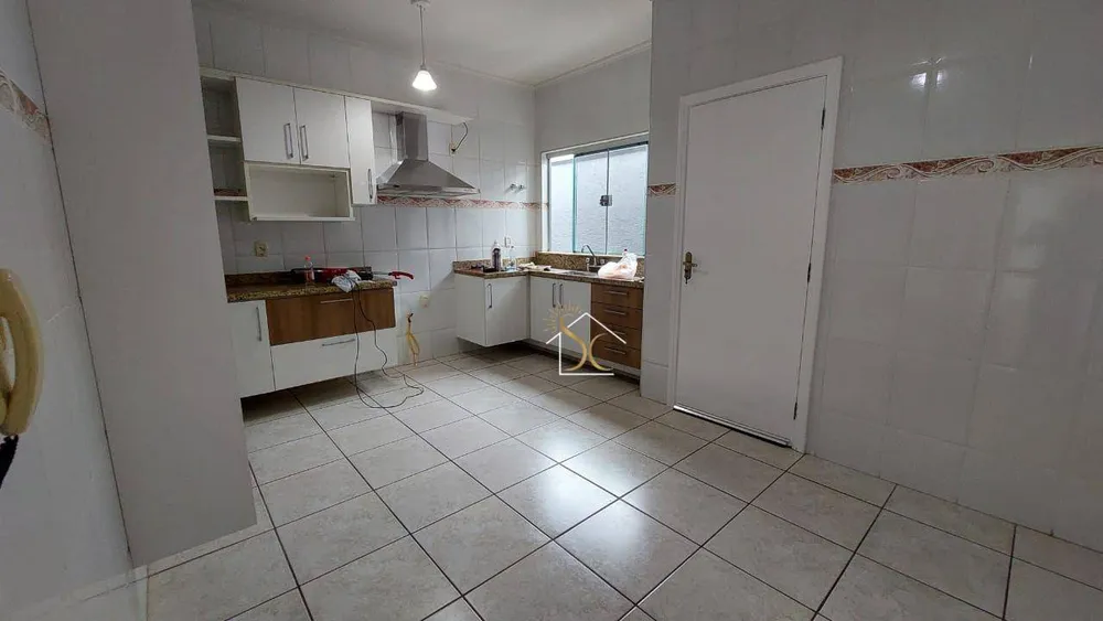 Casa, 3 quartos, 180 m² - Foto 3