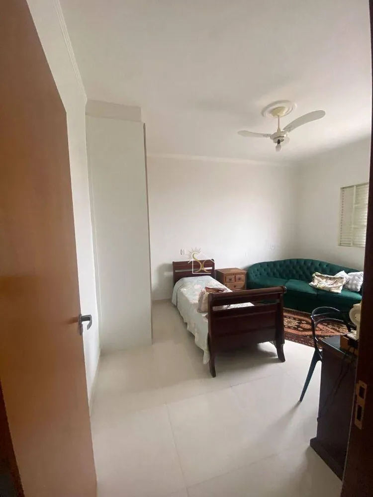 Casa, 3 quartos, 193 m² - Foto 11