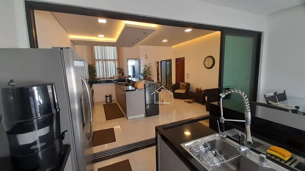 Casa, 3 quartos, 225 m² - Foto 6