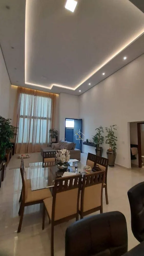 Casa, 3 quartos, 225 m² - Foto 10