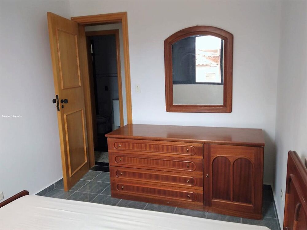 Apartamento à venda com 3 quartos, 249m² - Foto 4