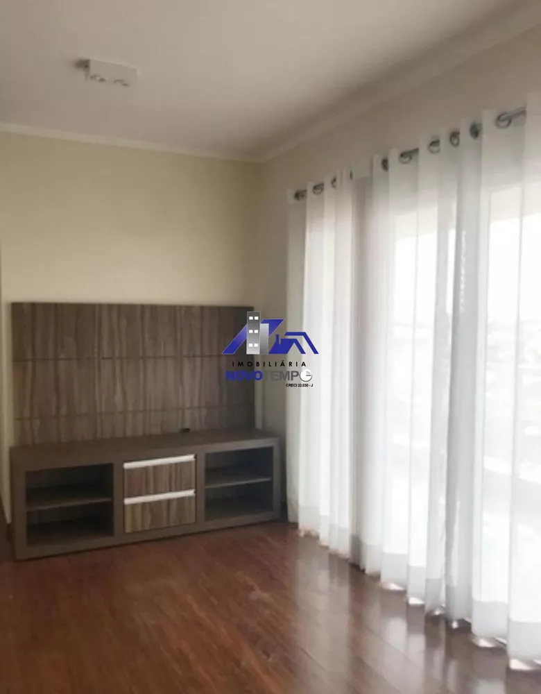 Apartamento à venda com 3 quartos, 95m² - Foto 1