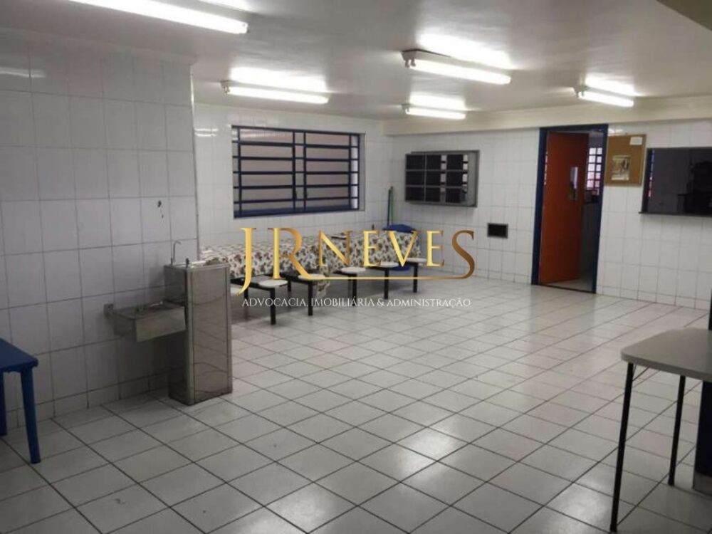 Prédio Inteiro para alugar, 2200m² - Foto 1