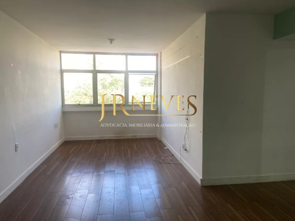 Apartamento à venda com 3 quartos, 82m² - Foto 1