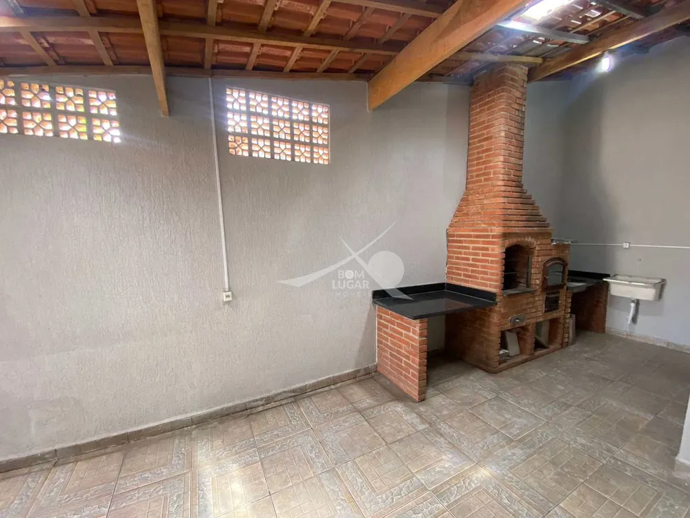 Casa, 3 quartos, 194 m² - Foto 2