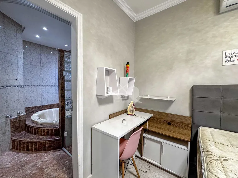 Casa, 3 quartos, 253 m² - Foto 15