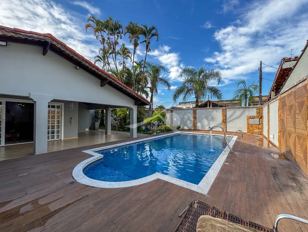 Casa, 3 quartos, 253 m² - Foto 1