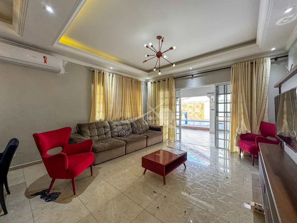 Casa, 3 quartos, 253 m² - Foto 4