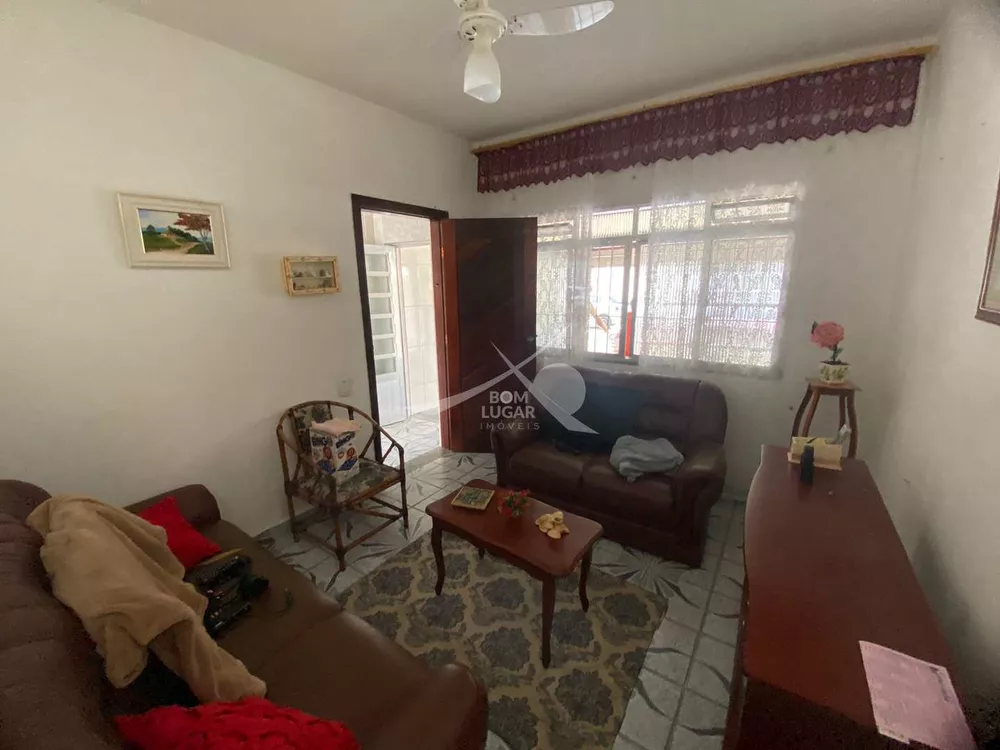 Casa à venda com 2 quartos, 68m² - Foto 12