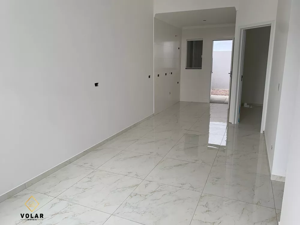 Casa à venda com 3 quartos, 61m² - Foto 2