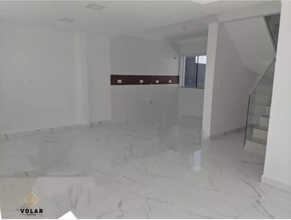 Sobrado à venda com 3 quartos, 79m² - Foto 2