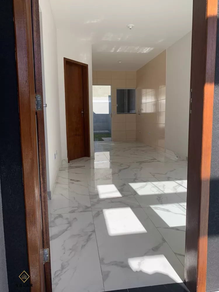 Casa à venda com 3 quartos, 50m² - Foto 4