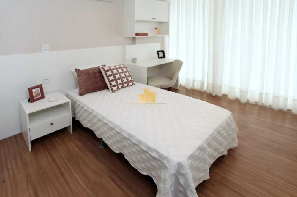 Cobertura, 3 quartos, 209 m² - Foto 3