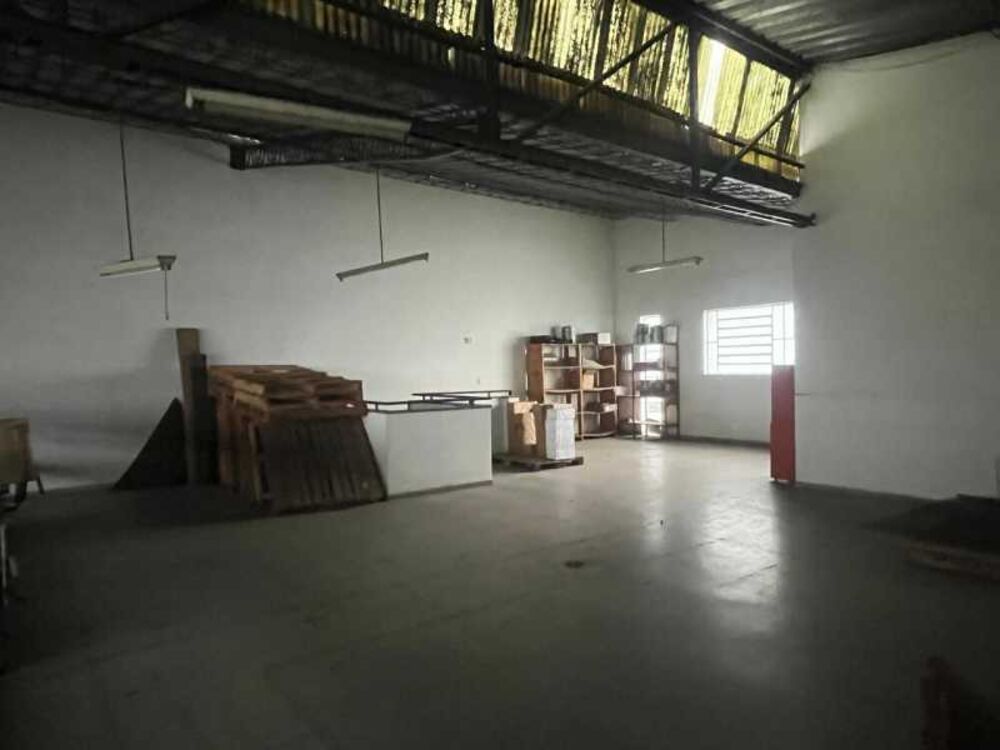 Depósito-Galpão, 955 m² - Foto 2