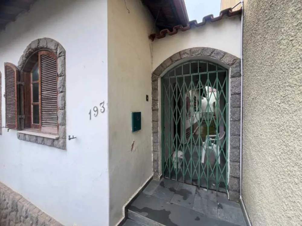 Casa à venda com 2 quartos, 160m² - Foto 5