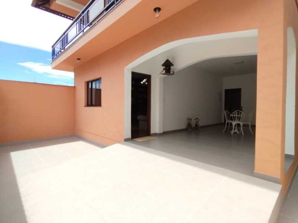 Casa, 4 quartos, 158 m² - Foto 1