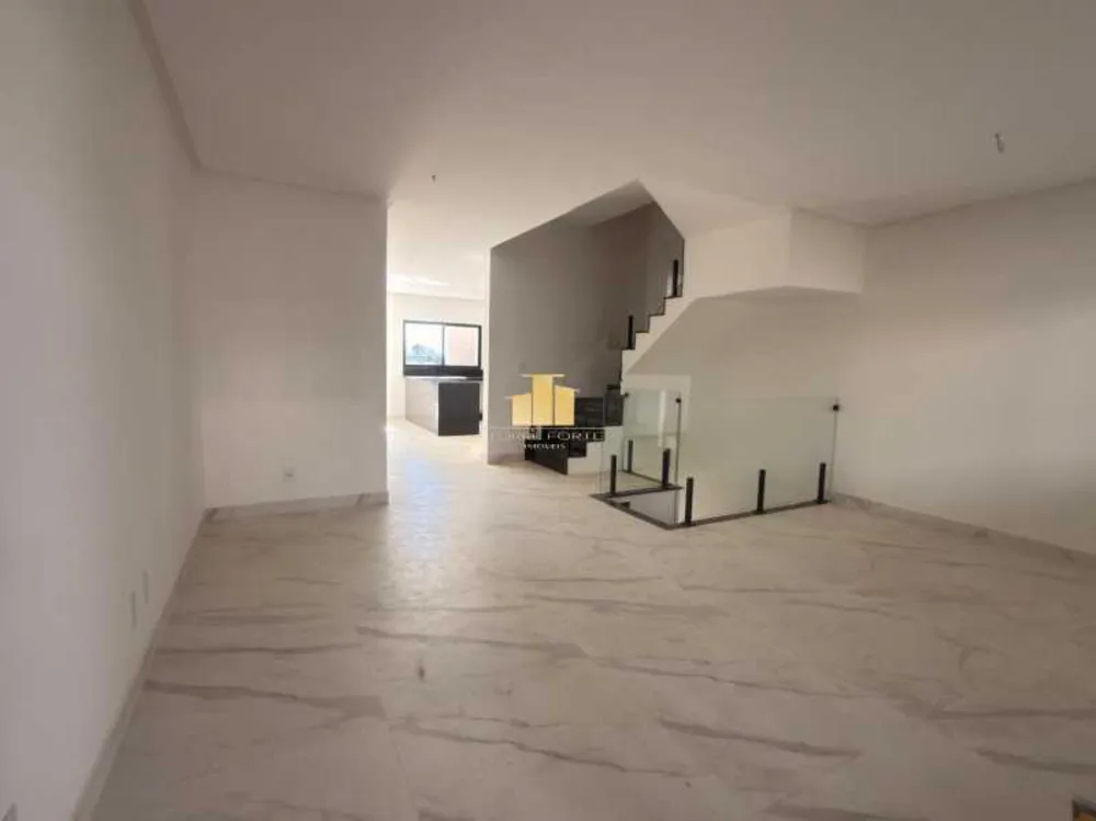 Casa, 3 quartos, 200 m² - Foto 2