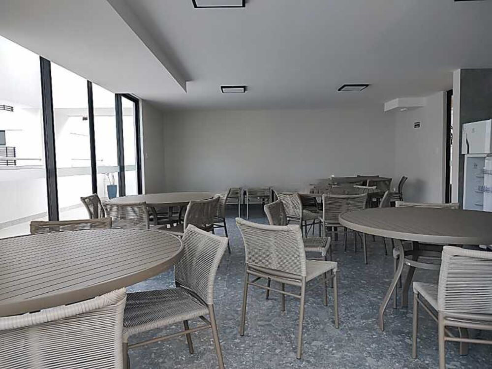 Apartamento à venda com 3 quartos, 100m² - Foto 3