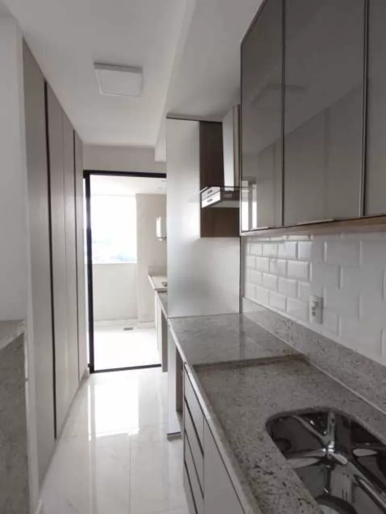 Apartamento à venda com 2 quartos, 60m² - Foto 7