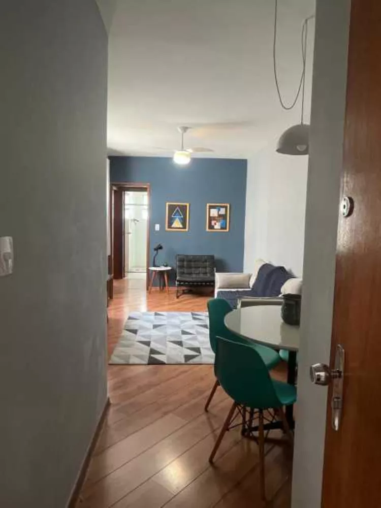 Apartamento à venda com 2 quartos, 68m² - Foto 4