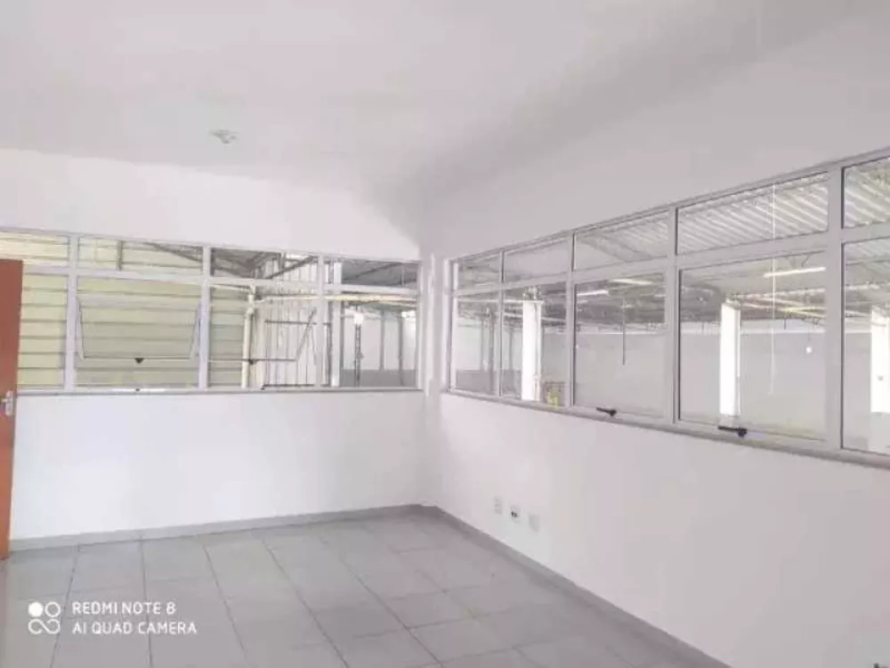 Depósito-Galpão-Armazém para alugar, 2400m² - Foto 2