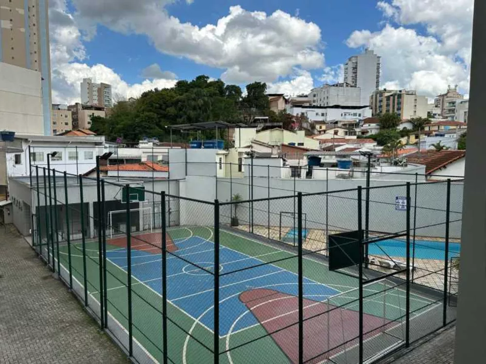 Apartamento à venda com 3 quartos, 130m² - Foto 3