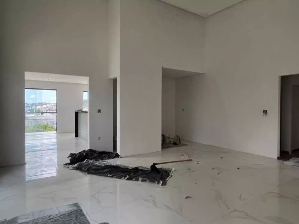 Casa de Condomínio à venda com 3 quartos, 231m² - Foto 5