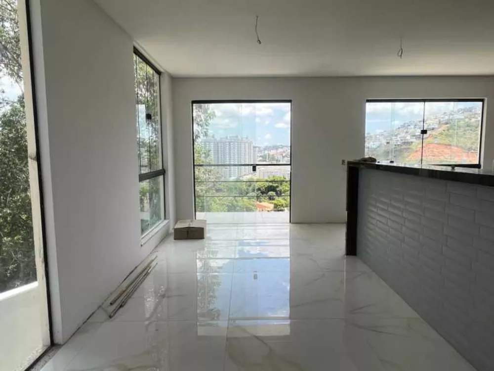 Casa de Condomínio à venda com 3 quartos, 231m² - Foto 8