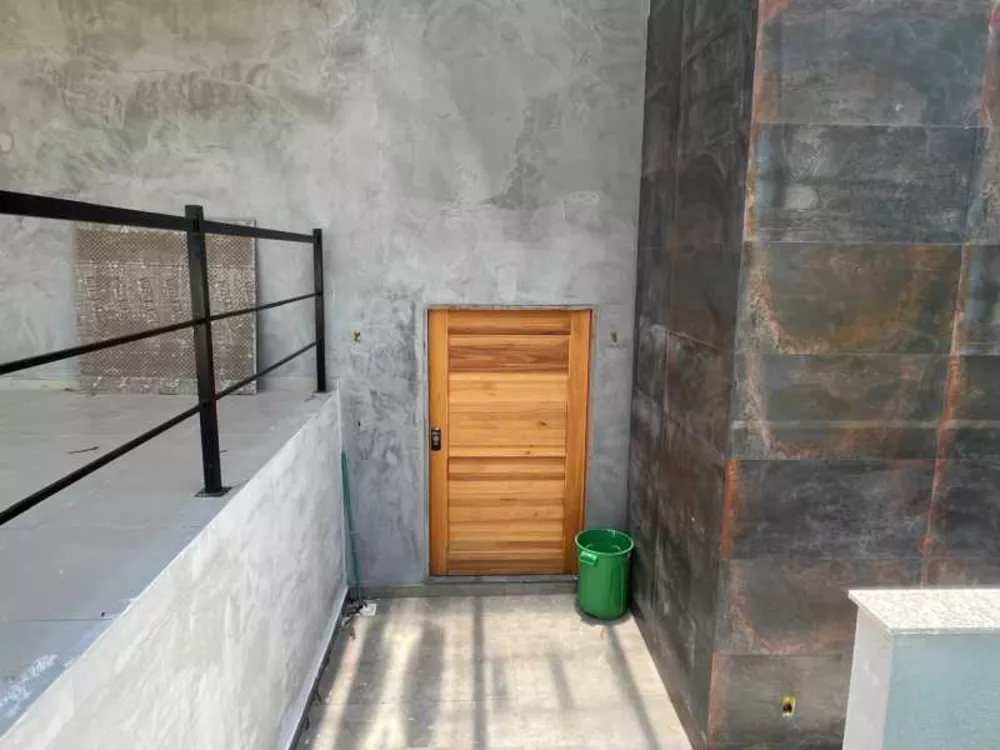 Casa de Condomínio à venda com 3 quartos, 231m² - Foto 3