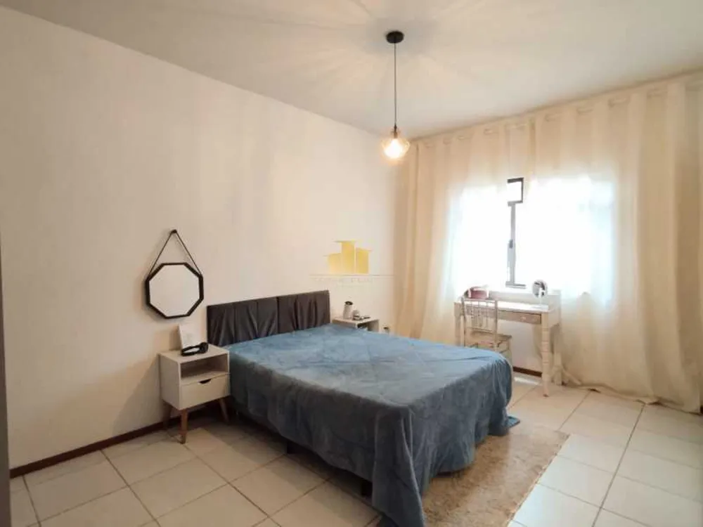 Casa, 6 quartos, 120 m² - Foto 9
