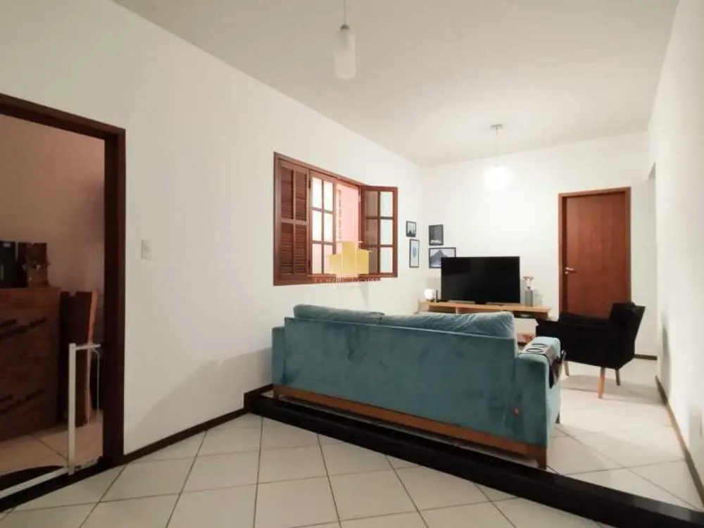 Casa, 6 quartos, 120 m² - Foto 8