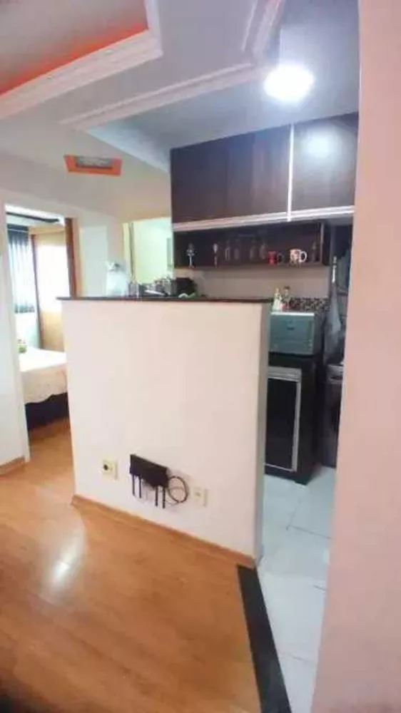 Apartamento à venda com 2 quartos, 35m² - Foto 2