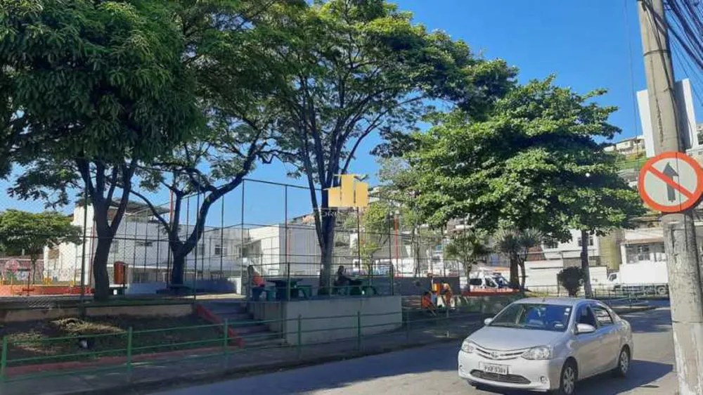 Casa, 2 quartos, 300 m² - Foto 2