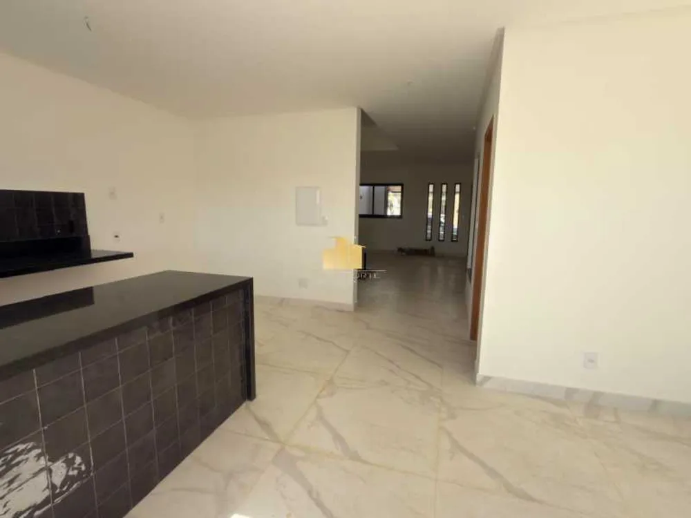 Casa, 3 quartos, 200 m² - Foto 2
