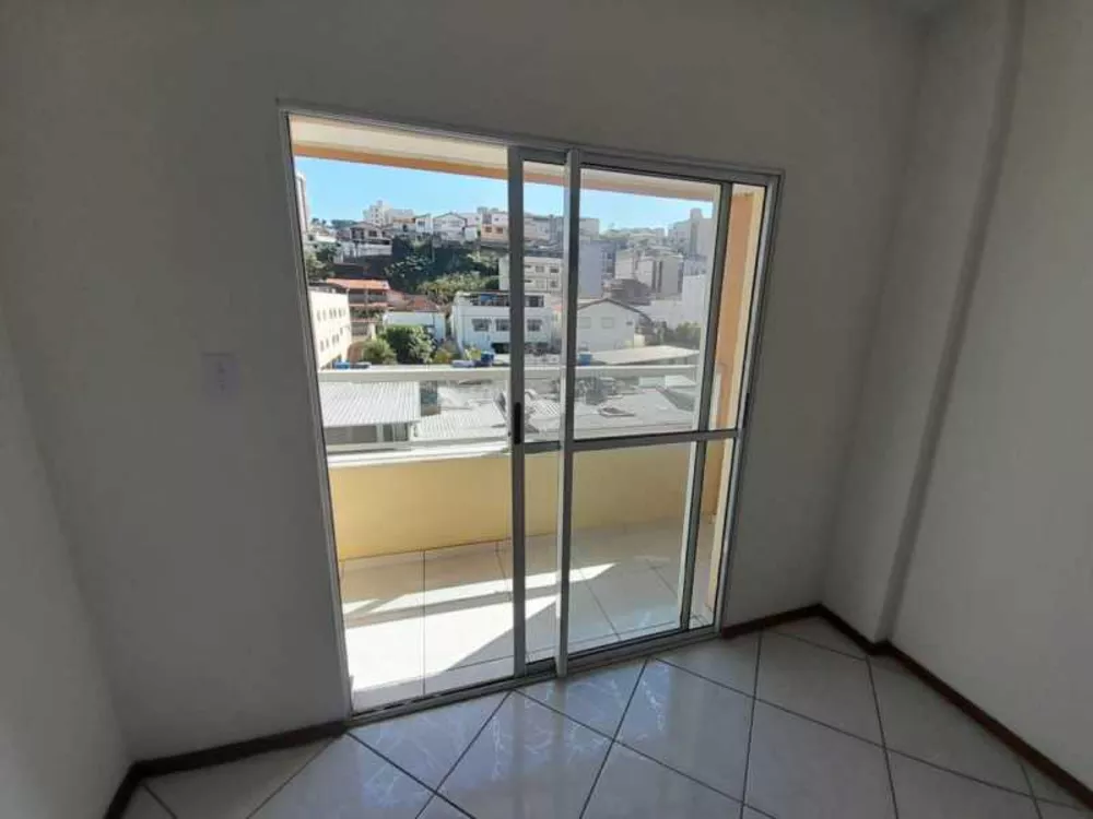 Cobertura à venda com 3 quartos, 135m² - Foto 4