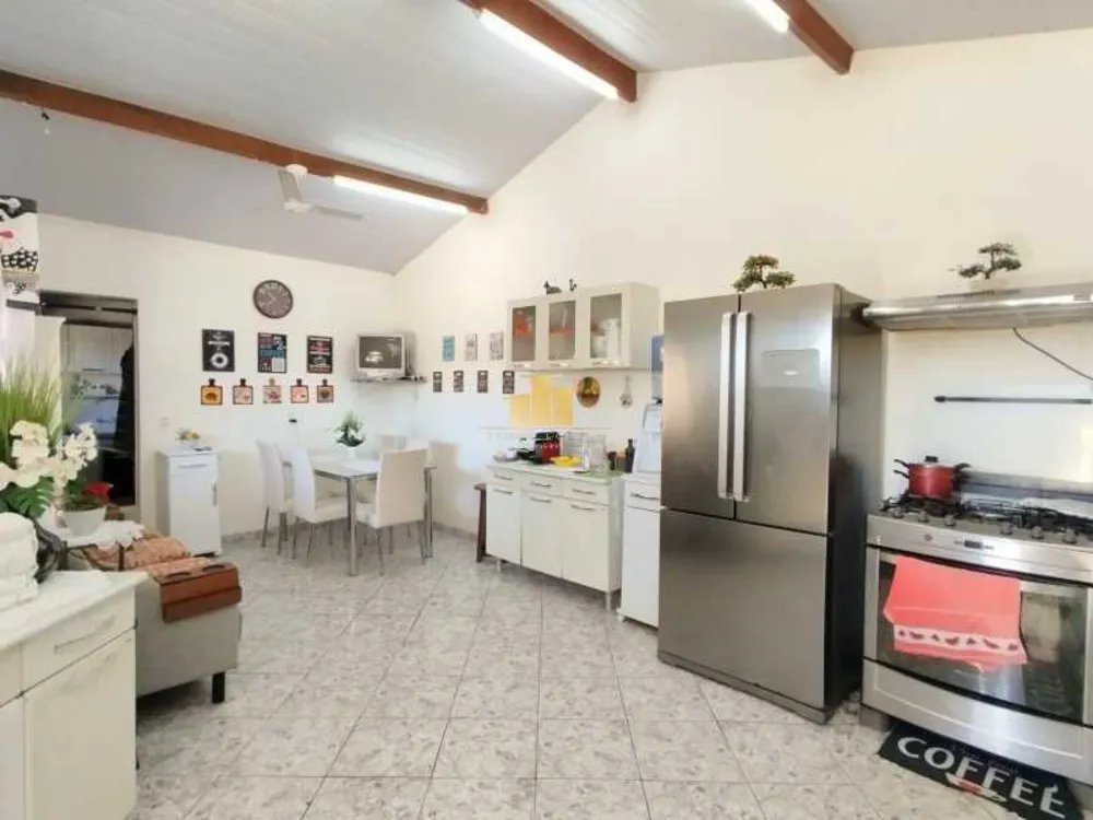 Casa, 3 quartos, 233 m² - Foto 6