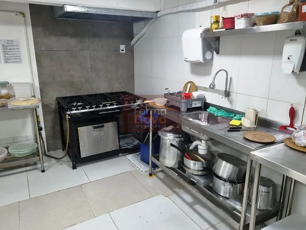 Loja-Salão, 243 m² - Foto 1