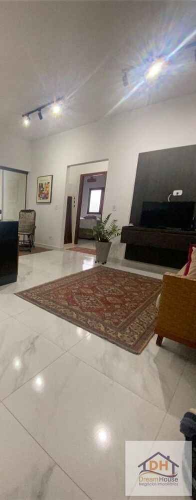 Apartamento à venda com 2 quartos, 6969m² - Foto 1