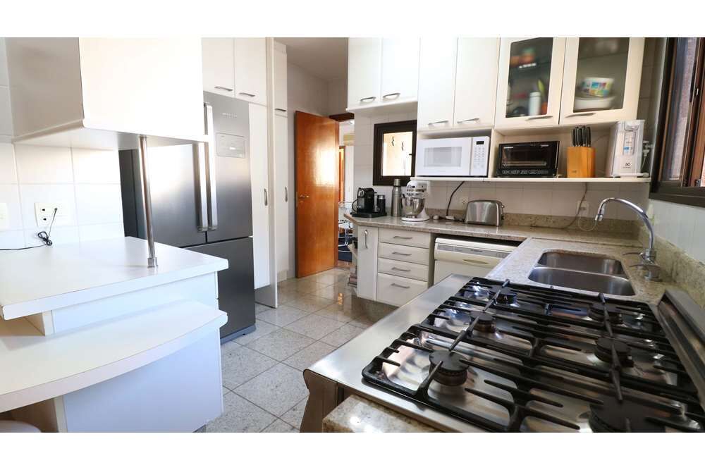 Apartamento, 4 quartos, 226 m² - Foto 1