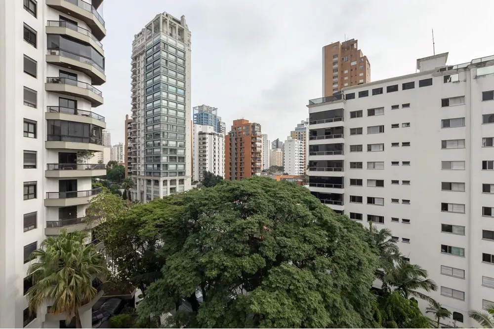 Apartamento, 4 quartos, 244 m² - Foto 1