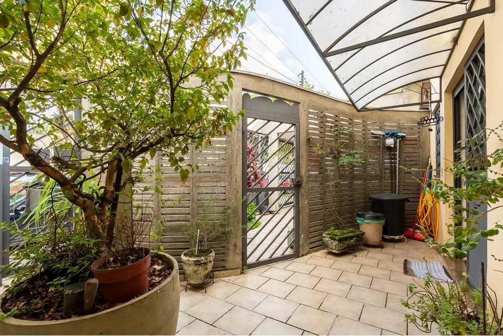 Casa, 2 quartos, 230 m² - Foto 1