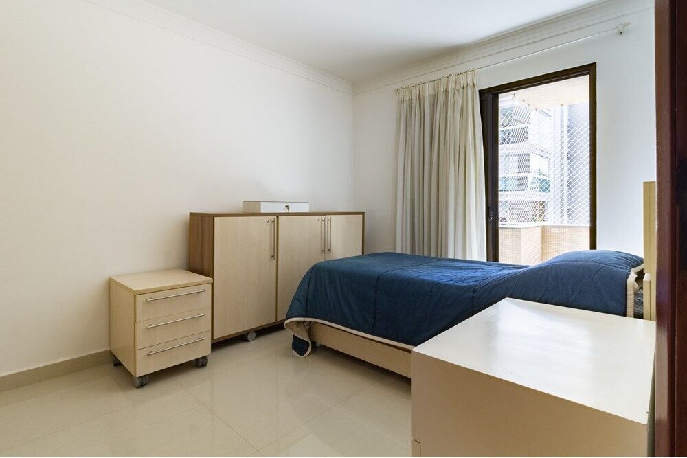 Apartamento à venda com 3 quartos, 125m² - Foto 4