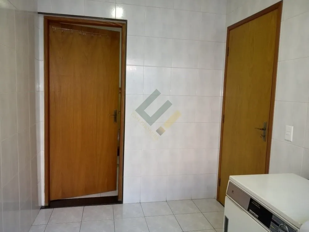 Casa, 3 quartos, 305 m² - Foto 8