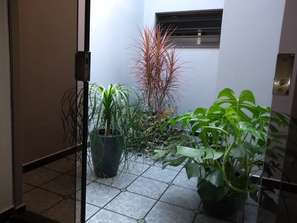 Casa, 3 quartos, 305 m² - Foto 1