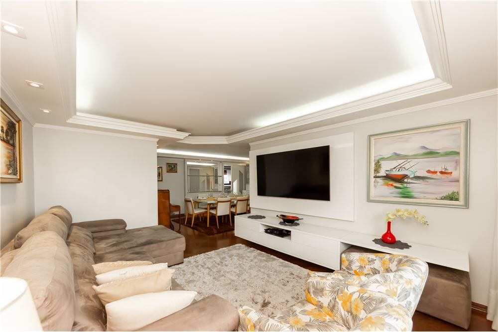 Apartamento à venda com 3 quartos, 130m² - Foto 18