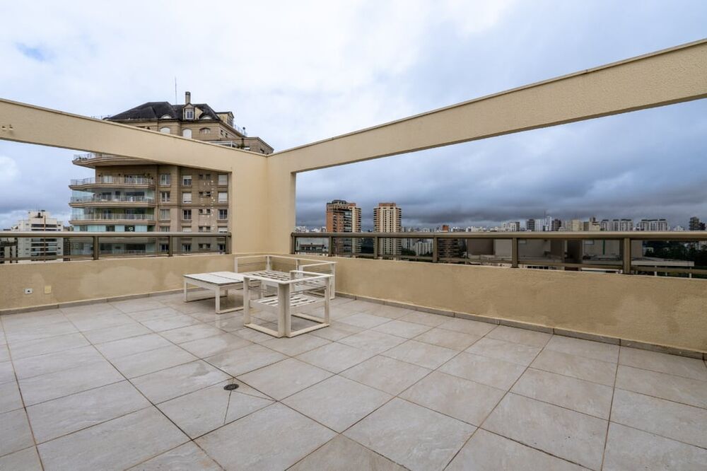 Cobertura à venda com 1 quarto, 140m² - Foto 2